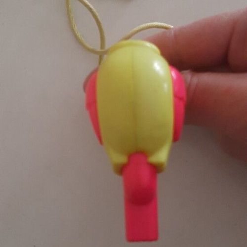 '90s Hanging Duck Whistle like new, yellow and pink