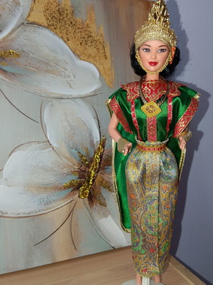 Barbie Dolls of the World Thai doll with stand