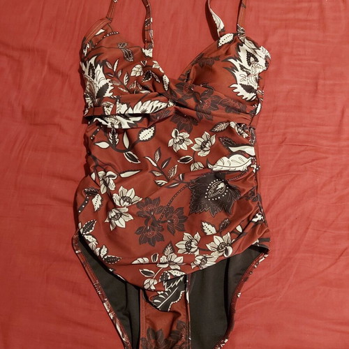 Blu4u women's one-piece swimsuit new, brown and red, size M
