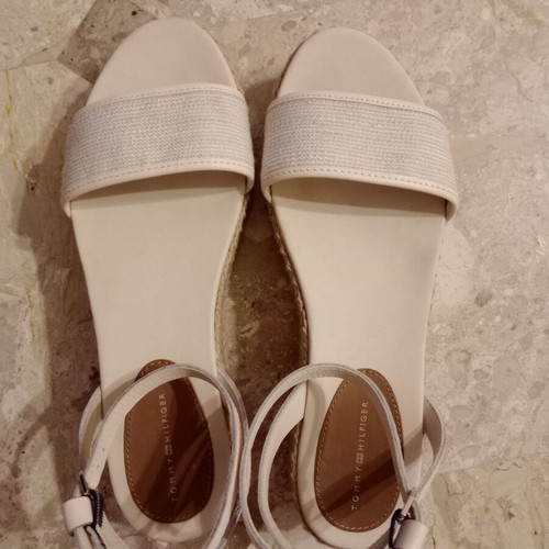 Tommy Hilfiger espadrilles like new, size 40, white beige