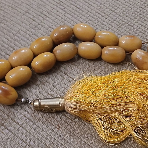 Komboloi German Bakelite Mastic used, 15 large beads