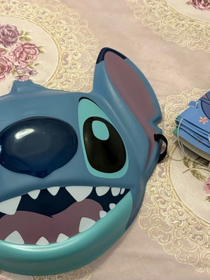 Stitch mask and party supplies like new, set