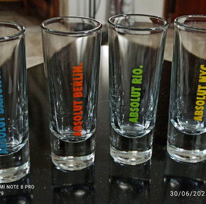 ABSOLUT WORLD TOUR СТЪКЛЕНА ЧАША – Колекционерски комплект от 4 града