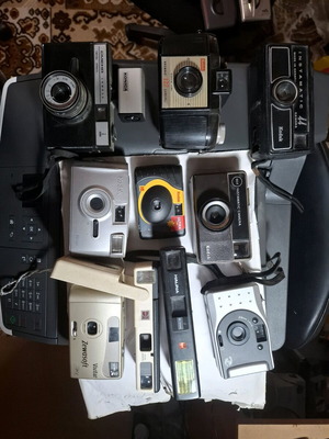 Φωτογραφικές μηχανές vintage μεταχειρισμένες, πακέτο 10 τεμ. με flash