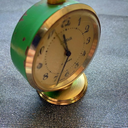 Slava mechanical table clock restored, works