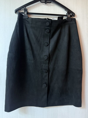 Suede skirt with front buttons new, size 42, black H&M