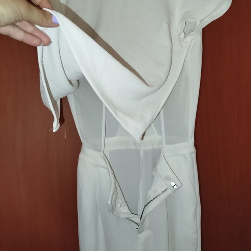 Zara Trafaluc white jumpsuit with cut-out back size XS like new