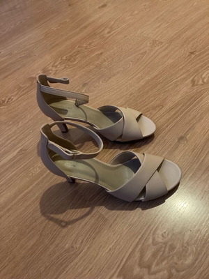 Clarks Adriel Cove πέδιλα νέα, μπεζ, μέγεθος 39.5