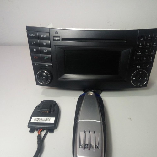 Radio CD Bluetooth Mercedes W211 2008-11 used