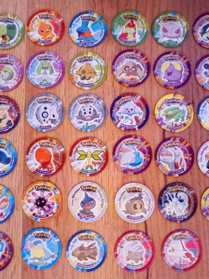 35 τάπες Pokémon Advanced