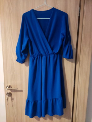 Dress blue electric like new, size XL
