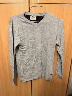 Pull & Bear gray pullover like new, size L