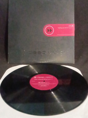 Cue Who is who part 1 vinyl used
