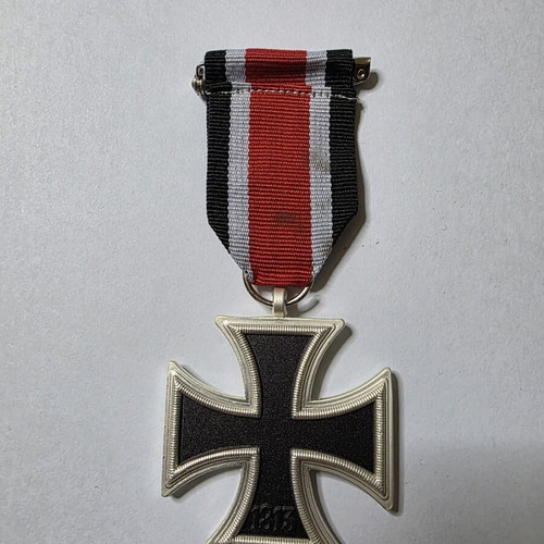 Iron Cross 2nd Class 1939 replica medal