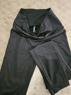 Calzedonia black semi-gloss leggings like new, size XS
