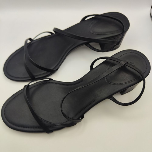 H&M Black Strappy Sandals with Low Block Heel Size 41 like new