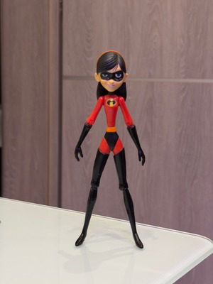 Violet The Incredibles action figure used Pixar Collection