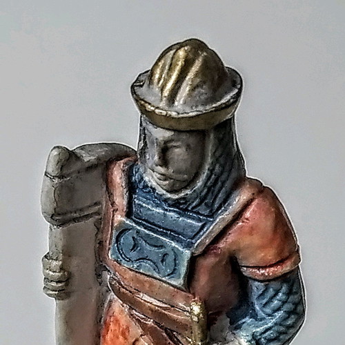 DeAgostini Camelot Series figure used, ceramic