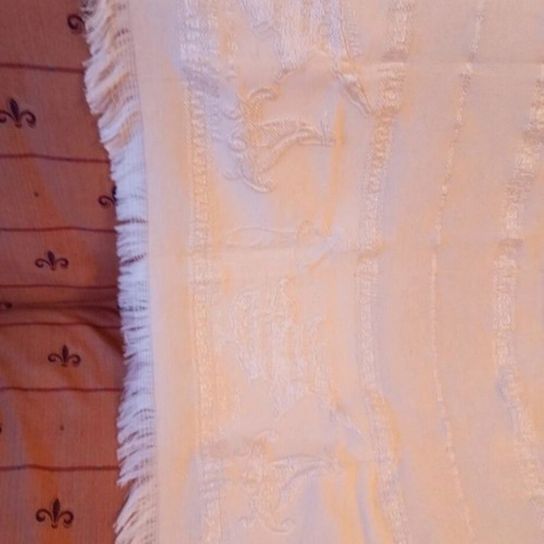 Tablecloth from Cyprus like new, 1.10×0.85m