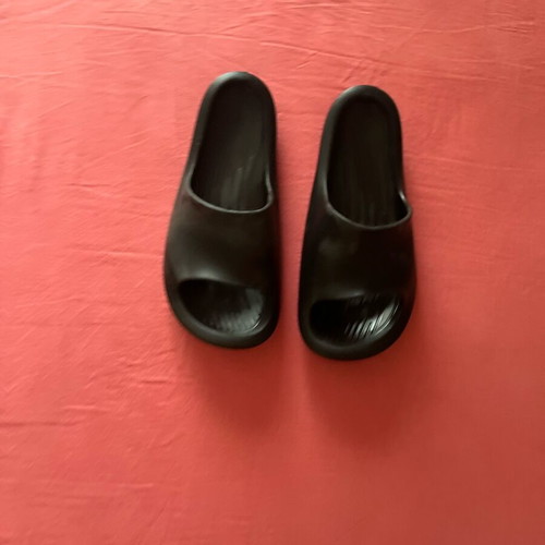 Slippers size 41 black like new, very comfortable