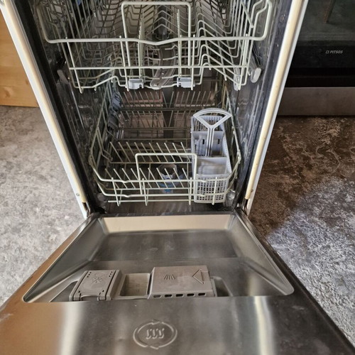 Bosch 45cm dishwasher used, free-standing compact model