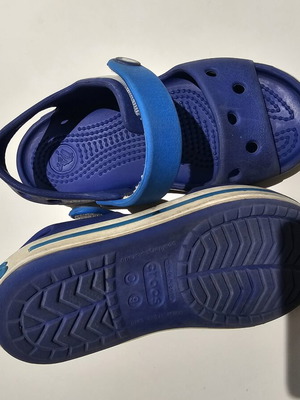 Crocs children's sandals like new, size 25-26, blue