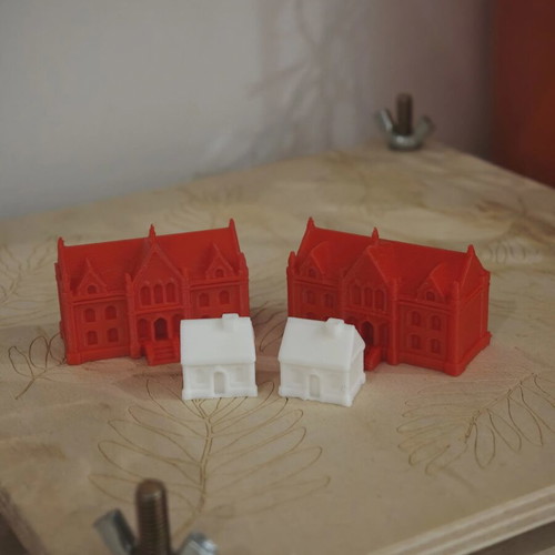 Extra house and hotel set for Monopoly