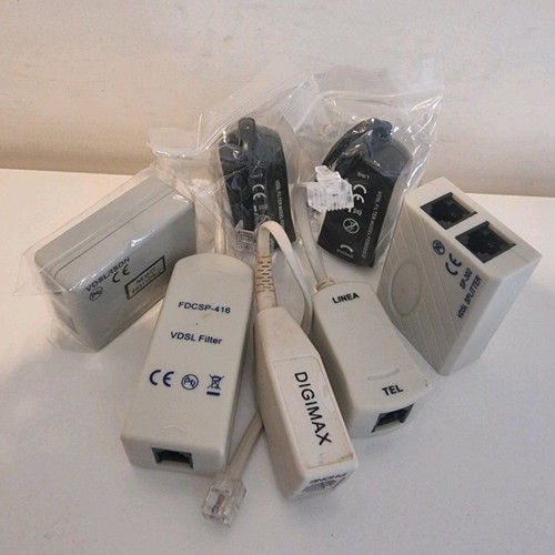 VDSL filters and splitters like new, pack of 7 pieces