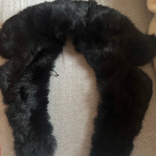 Package of various fabrics and fur trim, coat fur collars