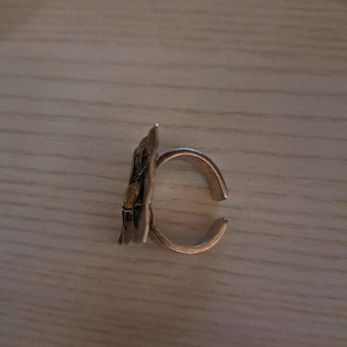 Silver handmade ring with adjustable size used