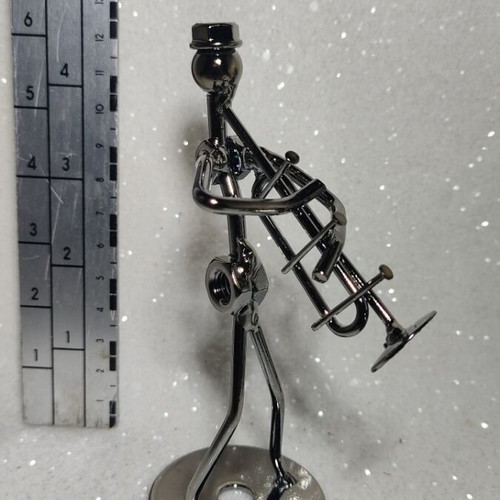 Handmade metal decorative figure