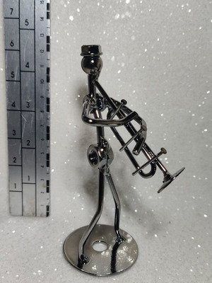 Handmade metal decorative figure