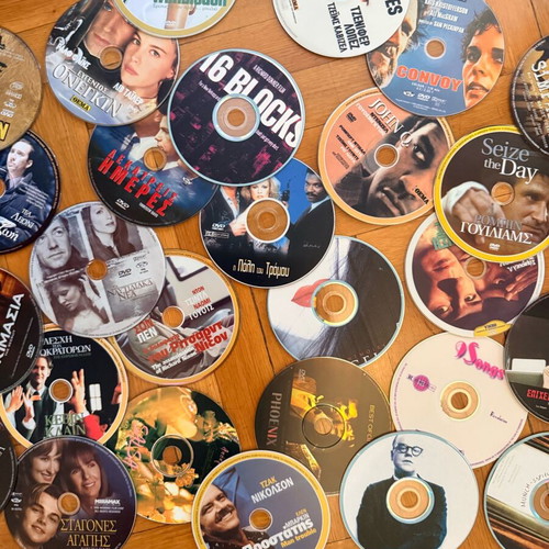 DVD collection used, 30 authentic movies and series without cases
