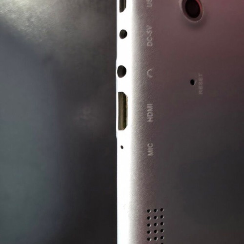 Tablet Aiwa AW920 8-inch used with flip case
