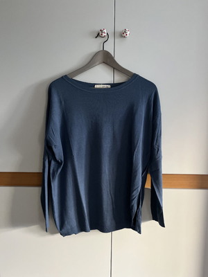 amuse wool blouse size M
