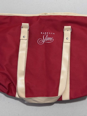 Karelia Slims διαφημιστική τσάντα ώμου σε κόκκινο, vintage 90s
