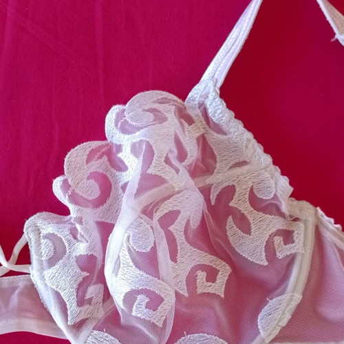 First white bra 80C used embroidered tulle, balconette style