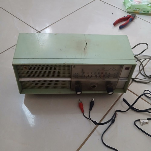 National radio from 1960 used, for spare parts
