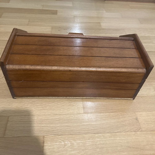 Wooden bread box used, excellent condition