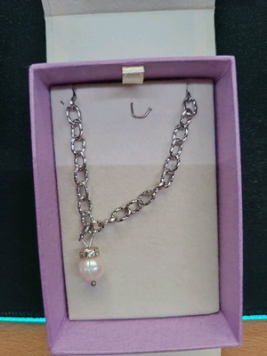 Bracelet with pearl made of steel new