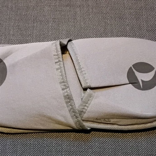 Turkish Airlines collectible travel kit new in metal tin with slippers