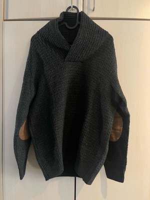 Zara olive sweater size M like new