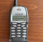 Ericsson T20e mobile phone