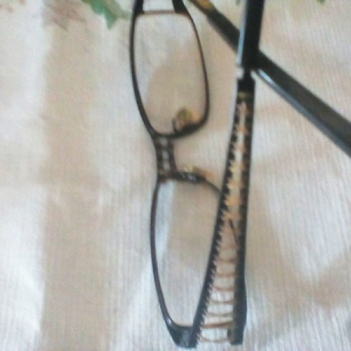 Vogue eyeglass frame like new, black, myopia lenses
