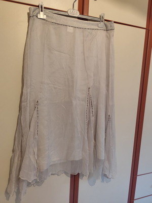 Arte Maxima by Makis Tselios women's silk 3-piece set used, size 48, gray