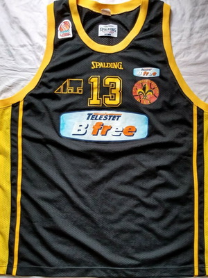Μαρούσι B.C. 2000-2001 Amaya, φορεμένη