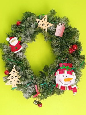 Christmas wreath handmade with lights new
