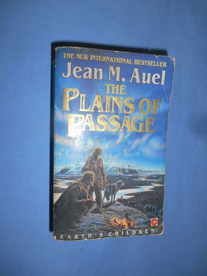 The Plains of Passage του Jean M. Auel μεταχειρισμένο βιβλίο στα ελληνικά