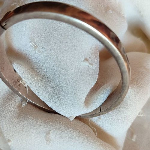 Silver 925 bangle bracelet with hinge mechanism