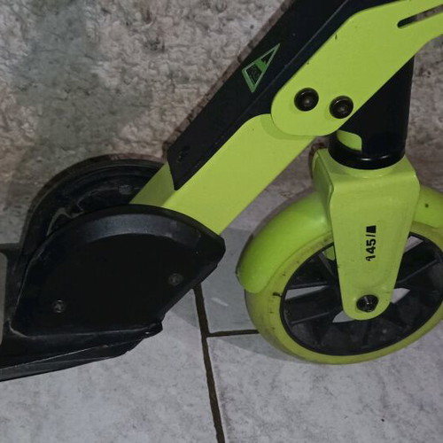 Firefly A145 kids scooter used with adjustable handlebar